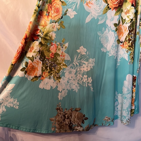 Jodifl Short Sleeve Floral Dress Size M - Picture 4 of 7